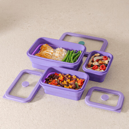 <p><strong>COOX Сгъваема херметическа кутия за храна - 450мл - лилава</strong><br /><strong>• Материал:</strong> силикон, безвреден при контакт с храни, BPA free, стъкло<br /><strong>• Размери:</strong> <span>16,5 x 10,7 x 6,2 </span>см.<br /><strong>• Размери сгъната:</strong> 16<span>,5 x 10,7 x 3 </span>см.<br /><strong>• Тегло:</strong> 0,355 кг.<br /><strong>• Тегло с опаковка:</strong> 0,406 кг.<br /><strong>• Вместимост:</strong> 0,450 л. <br /><strong>• Цвят:</strong> лилав<br /><strong>• Термустойчивост:</strong> от - 40ºC до + 230°С<br /><strong>• Със стъклена основа и стъклен капак<br /></strong><strong>• 100% херметично уплътнение<br /></strong><strong>• Спестява място<br /></strong><strong><strong>• Подходяща за:</strong></strong> фурна, микровълнова, Air Fryer, фризер, хладилник<br /><strong>• Подходяща за съдомиялна машина<br /></strong><strong>Производител: COOX/ Германия</strong></p>
<p><span><strong><span style="color: #ff0000;">Внимание! Острите прибори повреждат силикона. Не режете в силиконовата кутия на COOX!</span></strong></span></p><br />Марка: COOX <br />Модел: COOX 10102-142<br />Доставка: 2-4 работни дни<br />Гаранция: 2 години