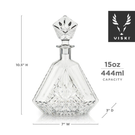 <p><strong>VISKI Стъклена гарафа/декантер за алкохол &ldquo;ADMIRAL&ldquo;<br />&bull; Материал: </strong>безоловен кристал<br /><strong>&bull; Размери: </strong>7,6 х 17,8 х 25,4 см (ДхШхВ)<br /><strong>&bull; Вместимост:</strong> 444 мл<br /><strong>&bull; Тегло: </strong>1,160 кг<br /><strong>&bull; Размер на опаковката: </strong>20,6 х 10,2 х 27,6 см<br /><strong>&bull; Тегло с опаковката: </strong>1,860 кг<br /><strong>&bull; Препоръчва се ръчно измиване</strong><br /><strong>Производител:</strong> Viski&reg; / САЩ</p><br />Марка: TRUEBRANDS <br />Модел: VISKI 1061<br />Доставка: 2-4 работни дни<br />Гаранция: 2 години