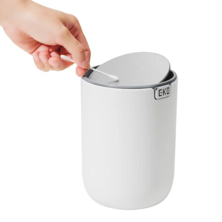 <p><strong>EKO Кошче за маса &ldquo;FANDY - 2,2л</strong><br /><span>&bull;&nbsp;</span><strong>Цвят:</strong><span>&nbsp;бял</span><br /><span>&bull;&nbsp;</span><strong>Материал:</strong><span>&nbsp;пластмаса, неръждаема стомана</span><br /><span>&bull;&nbsp;</span><strong>Вместимост:</strong><span>&nbsp;2,2 литра</span><br /><span>&bull;&nbsp;</span><strong>Размери:</strong><span>&nbsp;&Oslash; 13 х 18 см (h)</span><br /><strong>Производител: EKO EUROPE / Холандия</strong></p><br />Марка: EKO-EUROPE <br />Модел: EKO 920622 - White<br />Доставка: 2-4 работни дни<br />Гаранция: 2 години