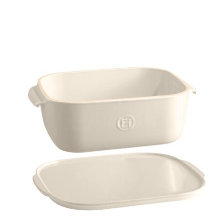 <p><span style="color: #000000;"><strong>EMILE HENRY Кутия за съхранение на сирена "CHEESE BOX"</strong></span><br /><span style="color: #000000;">&bull; <strong>Ръчно изработена от 100% естествени материали<br /></strong><strong>&bull; Висока устойчивост на надраскване&nbsp;<br /></strong>&bull; </span><strong><span style="color: #000000;">Материал:</span>&nbsp; <span style="color: #ff0000;">керамика</span></strong><strong><span style="color: #ff0000;"><br /><span style="color: #000000;">&bull; Без съдържание на олово, кадмий и никел</span><br /><span style="color: #000000;">&bull;&nbsp;Размери: </span></span></strong><span style="color: #ff0000;"><span style="color: #000000;">30,5 х 20,5 х 11,5</span></span><span style="color: #ff0000;"><span style="color: #000000;">&nbsp;см (ДхШхВ)</span></span><span style="color: #ff0000;"><br /></span><span style="color: #ff0000;"><span style="color: #000000;"><strong>&bull; Вместимост: </strong>3,5 литра<br /></span><span style="color: #000000;"><strong>&bull; Тегло: </strong>2,5 кг</span><br /><span style="color: #000000;">&bull; <strong>Цвят: </strong>екрю</span><br /><strong><span style="color: #000000;">Производител: EMILE HENRY / Франция</span></strong></span></p><br />Марка: Emile Henry <br />Модел: EH 8760-02<br />Доставка: 2-4 работни дни<br />Гаранция: 2 години