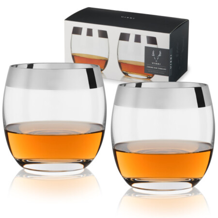 <p><strong>VISKI Кристални чаши с хромиран ръб &ldquo;IRVING&ldquo; 2 бр.</strong><br /><strong>&bull; В комплект 2 бр. чаши<br />&bull; Материал: </strong>безоловен кристал<br /><strong>&bull; Размер на 1 бр. чаша:&nbsp;</strong><span>8,3</span><span>&nbsp;х 8,9 см. (ШхВ)</span><br /><strong>&bull; Вместимост на 1 бр. чаша:</strong><span>&nbsp;266 мл<br /></span><strong>&bull; Тегло без опаковка:&nbsp;</strong>0,180 кг<br /><strong>&bull; Размер на опаковката:&nbsp;</strong><span>20,6 х 10,8 х 10,3 см (ДхШхВ)</span><br /><strong>&bull; Тегло с опаковка:&nbsp;</strong><span>0,498 кг<br /><strong>&bull; Ръчно измиване</strong></span><br /><strong>Производител:</strong><span>&nbsp;Viski&reg; / САЩ</span></p><br />Марка: TRUEBRANDS <br />Модел: VISKI 3468<br />Доставка: 2-4 работни дни<br />Гаранция: 2 години