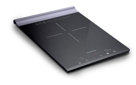 <p><strong>INNOLIVING Индукционен котлон - 1800W - свободно стоящ</strong><br /><strong>&bull; Голяма площ за готвене</strong><br /><span><strong>&bull; Мощност:</strong>&nbsp;1800W</span><br /><span><strong>&bull; За съдове с индукционно дъно:</strong>&nbsp;<span>&Oslash;&nbsp;</span>12-26 см.</span><br /><span><strong>&bull; 10 настройки на мощността:&nbsp;</strong>за големия котлон: от 200W до 1800W</span><br /><span><strong>&bull; 10 настройки на температурата:</strong>&nbsp;от 60&deg;C до 240&deg;C</span><br /><span><strong>&bull; Таймер:</strong>&nbsp;180 минути</span><br /><span><strong>&bull; Функция:</strong>&nbsp;Заключване</span><br /><strong>&bull; Сензорен панел за управление</strong><br /><strong>&bull; Стъклокерамичен плот</strong><br /><span><strong>&bull; Размери на котлона:</strong>&nbsp;38 x 30 х 5 см.</span><br /><span><strong>&bull; Размери на плота:</strong>&nbsp;33,5 x 30 см.<br /></span><span><strong>&bull; Захранване:</strong>&nbsp;220-240V ~ 50/60Hz<br /><em><strong>Производител: INNOLIVING / Италия</strong></em></span></p><br />Марка: INNOLIVING S.P.A <br />Модел: INN - 873<br />Доставка: 2-4 работни дни<br />Гаранция: 2 години