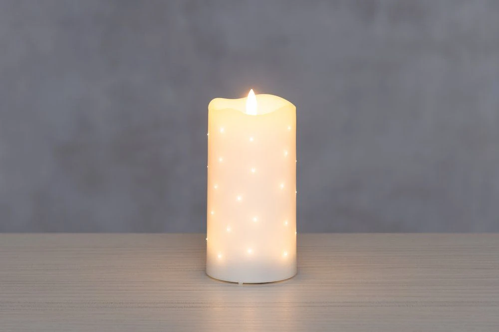 FINNLUMOR Восъчна LED свещ с 3D пламък - бяла - 15 см.