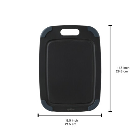 <p><strong>ZYLISS Дъска за рязане - размер S - черна</strong><br /><strong>&bull; Материал:</strong><span>&nbsp;рециклирани дървесни влакна с FSC сертификат, което означава, че идва от устойчиво управлявани гори, силикон</span><br /><strong>&bull; Размери:</strong><span>&nbsp;21,5 х 29,8 х 0,6 см.</span><br /><strong>&bull; Тегло:</strong><span>&nbsp;0,490 кг.</span><strong><br /></strong><strong>&bull; Неплъзгащи се силиконови крачета<br />&bull; Измиване на ръка</strong><br /><strong>Производител: ZYLISS / Швейцария&nbsp;</strong></p><br />Марка: ZYLISS <br />Модел: ZYLISS 910064<br />Доставка: 2-4 работни дни<br />Гаранция: 2 години