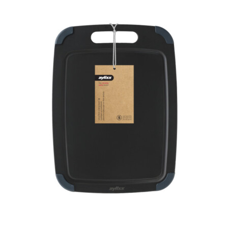 <p><strong>ZYLISS Дъска за рязане - размер M - черна</strong><br /><strong>&bull; Материал:</strong><span>&nbsp;рециклирани дървесни влакна с FSC сертификат, което означава, че идва от устойчиво управлявани гори, силикон</span><br /><strong>&bull; Размери:</strong><span>&nbsp;27,4 х 36,8 х 0,6 см.</span><br /><strong>&bull; Тегло:</strong><span>&nbsp;0,820 кг.</span><strong><br /></strong><strong>&bull; Неплъзгащи се силиконови крачета<br />&bull; Измиване на ръка</strong><br /><strong>Производител: ZYLISS / Швейцария&nbsp;</strong></p><br />Марка: ZYLISS <br />Модел: ZYLISS 910065<br />Доставка: 2-4 работни дни<br />Гаранция: 2 години