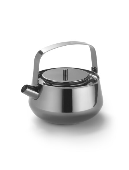 <p><span style="font-size: medium;"><span style="font-size: small;"><strong>PHILIPPI Сет чайник с поставка за подгряване &ldquo;YOKO&ldquo;</strong></span><br /><span style="font-size: small;"><strong>&bull; В комплекта: </strong>чайник + поставка<strong><br />&bull; Материал: </strong>неръждаема стомана с черно хромирано покритие, мангово дърво<br /><strong>&bull; Размер:</strong>&nbsp;12 x 12 x 17 (h) см<br /><strong>&bull; Вместимост: </strong>1000 мл<br /><strong>&bull; Тегло:</strong> 1,3 кг</span><br /><span style="font-size: small;"><strong>Производител: </strong>PHILIPPI / Германия</span><br /><strong><em><span style="font-size: small;">DESIGNER: Michael Kindler</span></em></strong></span></p><br />Марка: PHILIPPI <br />Модел: PH 202038<br />Доставка: 2-4 работни дни<br />Гаранция: 2 години