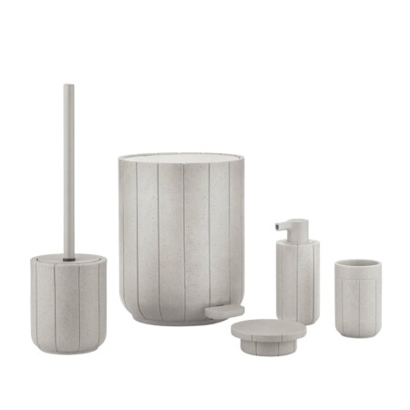 <p><strong>BLOMUS Четка за тоалетна KUA </strong><br /><strong>&bull; Височина:</strong><span>&nbsp;38 см.</span><br /><strong>&bull; Диаметър:&nbsp;</strong><span>&Oslash; 11 см.<br /></span><strong>&bull;&nbsp;Цвят:</strong><span>&nbsp;бежов (Moonbeam)</span><br /><strong>&bull; Материал:&nbsp;</strong><span>рециклиран полирезин</span><br /><strong>&bull; Производител:&nbsp;BLOMUS, Германия)<br /></strong><em><strong>DESIGN:</strong>&nbsp;<strong>Anton Bj&ouml;rsing</strong></em><strong>&nbsp;</strong></p><br />Марка: BLOMUS <br />Модел: BLOMUS 67367<br />Доставка: 2-4 работни дни<br />Гаранция: 2 години