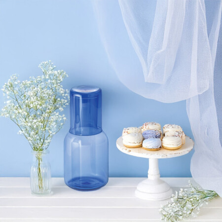 <p><span style="font-size: medium;"><span style="font-size: small;"><strong>PHILIPPI Кана / гарафа с чаша &ldquo;VIVA&ldquo; </strong></span><br /><span style="font-size: small;"><strong>&bull; Цвят: </strong>син<strong><br />&bull; Материал: </strong>цветно, ръчно издухано стъкло<br />&bull; <strong>Вместимост: </strong>0,700 л<br /><strong>&bull; Размери:</strong>&nbsp;9 x 9 x 19 (h) см<br /><strong>&bull; Тегло:</strong> 0,470 кг</span><br /><span style="font-size: small;"><strong>Производител: </strong>PHILIPPI / Германия</span><br /><br /></span></p><br />Марка: PHILIPPI <br />Модел: PH 311002<br />Доставка: 2-4 работни дни<br />Гаранция: 2 години