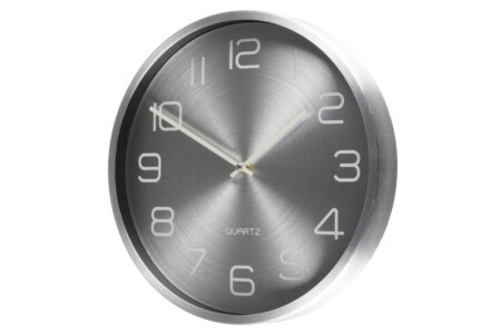 <p><strong>4LIVING Флуоресцентен часовник за стена &ldquo;Glory&ldquo; - &Oslash; 30 см.</strong><br /><strong>&bull;&nbsp;Материал:</strong><span>&nbsp;пластмаса, алуминий, стъкло</span><br /><strong>&bull; Цвят:</strong><span>&nbsp;алуминий</span><br /><strong>&bull; Размери:</strong><span>&nbsp;&Oslash; 30 х 4 см.</span><br /><strong>&bull;&nbsp;Тегло:&nbsp;</strong><span>0,760 кг.</span><br /><strong>&bull; Захранване:</strong><span>&nbsp;1 х АА 1,5 (не е включена)<br /><strong>&bull; Флуоресцентни цифри и стрелки, които светят в тъмното</strong><br /></span><strong>Производител: Tammer Brands/ Финландия</strong></p><br />Марка: 4LIVING <br />Модел: TB 4Living 636086<br />Доставка: 2-4 работни дни<br />Гаранция: 2 години