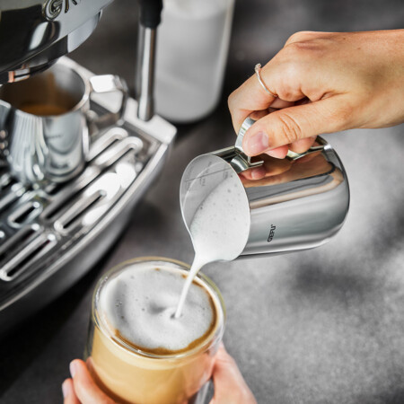 <p><span style="font-size: small;"><strong>GEFU Каничка за мляко &ldquo;BARISTA&ldquo;</strong></span><br /><strong>&bull; Удобен чучур за изливане</strong><br /><strong>&bull; Подходяща за котлон</strong><br /><strong>&bull; Вътрешна мерителна скала:</strong> ml / fl.oz<br /><strong>&bull; Вместимост:</strong> 250 мл<br /><strong>&bull; Размери:</strong> 10 х 7 х 7,5 см (ДхШхВ)<br /><strong>&bull; Материал:</strong> висококачествена неръждаема стомана<br /><strong>&bull; Подходяща за съдомиялна машина</strong><br /><strong>Производител: GEFU / Германия</strong></p><br />Марка: GEFU - GERMANY <br />Модел: GEFU 33708<br />Доставка: 2-4 работни дни<br />Гаранция: 2 години