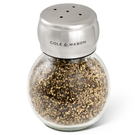 <p><strong>COLE & MASON Комплект за сол и пипер &ldquo;DARLINGTON&ldquo; - 8,5 см.</strong><br /><span>&bull;&nbsp;</span><strong>Размери:</strong><span>&nbsp;6,2 х 8,3 см.<br /><strong>&bull; Размери на опаковката:</strong> 14 х 7,5 х 8,9 см.<br /><strong>&bull; Тегло:</strong> 0,428 кг.</span><br /><span>&bull;&nbsp;</span><strong>Материал:</strong><span>&nbsp;неръждаема стомана, стъкло</span><br /><strong>Производител: Cole&Mason / Англия</strong></p><br />Марка: COLE & MASON <br />Модел: Cole & Mason H 332308<br />Доставка: 2-4 работни дни<br />Гаранция: 2 години