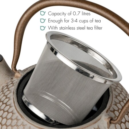 <p><strong>BREDEMEIJER Чугунен чайник &ldquo;Jiangxi&ldquo;</strong><br /><strong>&bull; Размери:&nbsp;</strong><span>14,5</span><span>&nbsp;х 16,5 х 16 см&nbsp;</span><br /><strong>&bull; Цвят:&nbsp;</strong><span>бежов, златен</span><br /><strong>&bull; Материал:&nbsp;</strong><span>висококачествен чугун,&nbsp;неръждаема стомана</span><br /><strong>&bull; Вместимост:</strong><span>&nbsp;0,700 л.<br /><strong>&bull; Тегло:</strong> 1,360 кг.</span><br /><strong>&bull;&nbsp;С филтър за чай от неръждаема стомана<br />&bull; Подходящ за всички видове котлони</strong><br /><strong>&bull;&nbsp;Бранд: BREDEMEIJER</strong><br /><strong>Производител: Bredemeijer Group / Нидерландия&nbsp;</strong></p><br />Марка: Bredemaijer Group <br />Модел: BR 153203<br />Доставка: 2-4 работни дни<br />Гаранция: 2 години