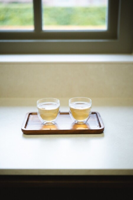 <p><strong>BREDEMEIJER Сет от 2 двустенни чаши &ldquo;Teamaster&ldquo; - 200мл<br /></strong><strong>&bull; Размери на 1 бр чаша:</strong>&nbsp;&Oslash;8,5 х 8,2 см.&nbsp;<br /><strong>&bull; Цвят:&nbsp;</strong>прозрачен<br />&bull;&nbsp;<strong>Вместимост:</strong>&nbsp;200 мл<br /><strong>&bull; Материали:&nbsp;</strong>боросиликатно стъкло<br />&bull;&nbsp;<strong>Тегло:&nbsp;</strong>0,130 кг.<br /><strong>&bull; Препоръчва се ръчно измиване<br /></strong>&bull;<strong>&nbsp;Бранд: BREDEMEIJER<br /></strong><strong>Производител: Bredemeijer Group / Нидерландия&nbsp;</strong></p><br />Марка: Bredemaijer Group <br />Модел: BR 165054<br />Доставка: 2-4 работни дни<br />Гаранция: 2 години