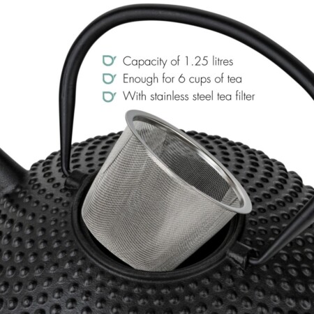 <p><strong>BREDEMEIJER Чугунен чайник &ldquo;Xilin&ldquo; </strong><br /><strong>&bull; Размери:</strong><span>&nbsp;20 х 20 x 10,5 см.&nbsp;</span><br /><strong>&bull; Цвят:&nbsp;</strong><span>черен</span><br /><strong>&bull; Материал:&nbsp;</strong><span>висококачествен чугун,&nbsp;неръждаема стомана</span><br /><strong>&bull; Вместимост:</strong><span>&nbsp;1250 мл.</span><br /><span>&bull;&nbsp;</span><strong>Тегло:&nbsp;</strong><span>1,350 кг.</span><br /><span>&bull;&nbsp;</span><strong>Със структура на шипчета</strong><br /><span>&bull;</span><strong>&nbsp;С филтър за чай от неръждаема стомана</strong><br /><span>&bull;</span><strong>&nbsp;Бранд: BREDEMEIJER</strong><br /><strong>Производител: Bredemeijer Group / Нидерландия&nbsp;</strong></p><br />Марка: Bredemaijer Group <br />Модел: BR G002ZW<br />Доставка: 2-4 работни дни<br />Гаранция: 2 години