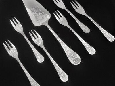 HERDMAR  Прибори за торта “SANTAMARTA“ - 7 части - позлатени