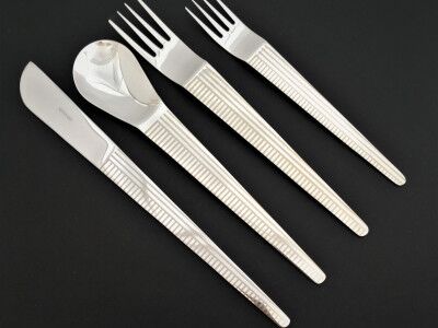 HERDMAR Комплект прибори за хранене “INGA № 2“- 42 части – гравирани